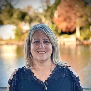 Meet your Posher, Patsy